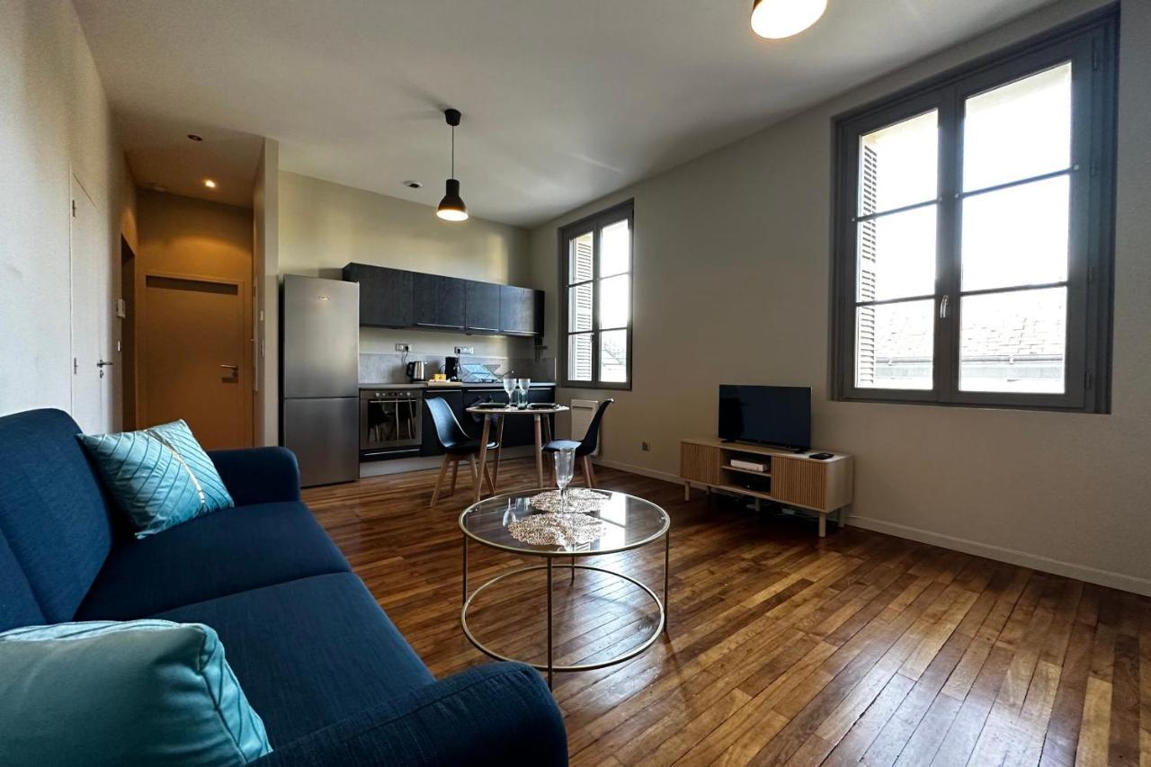 Le Magistral Beautiful One-Bedroom Apartment In The Historic Heart Of Тур Экстерьер фото