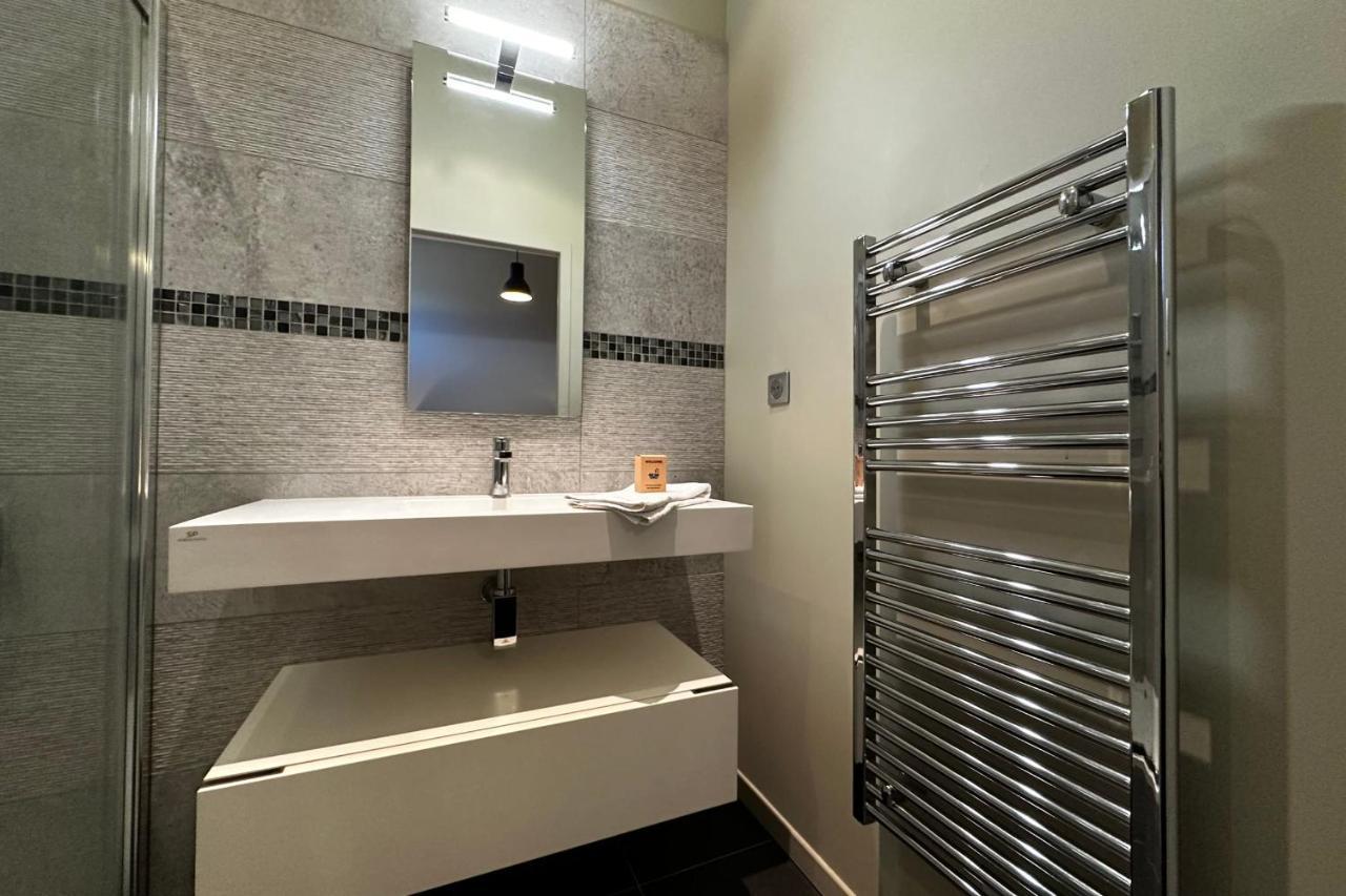 Le Magistral Beautiful One-Bedroom Apartment In The Historic Heart Of Тур Экстерьер фото